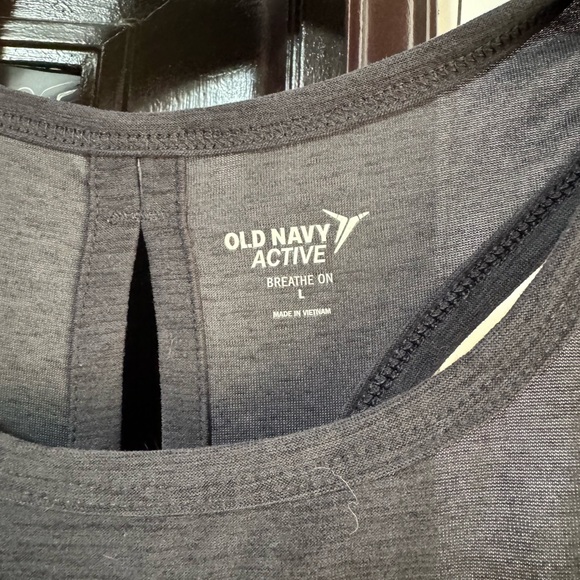 Tank top - Picture 2 of 3